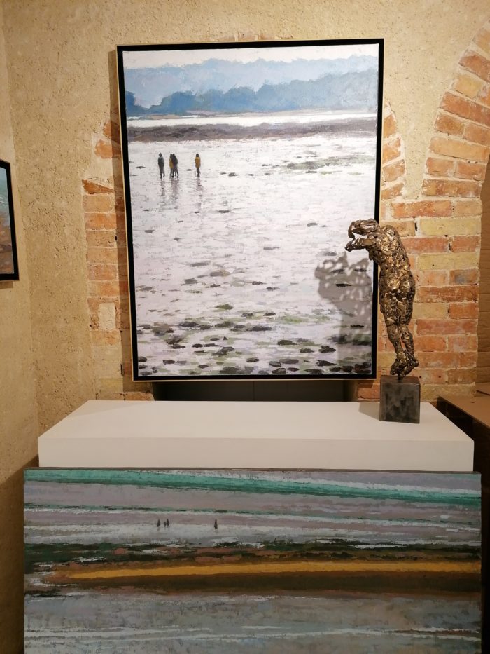 J. Mackeown - La plage, marée basse, le départ - 116x89cm (ENCADRE) – Image 2