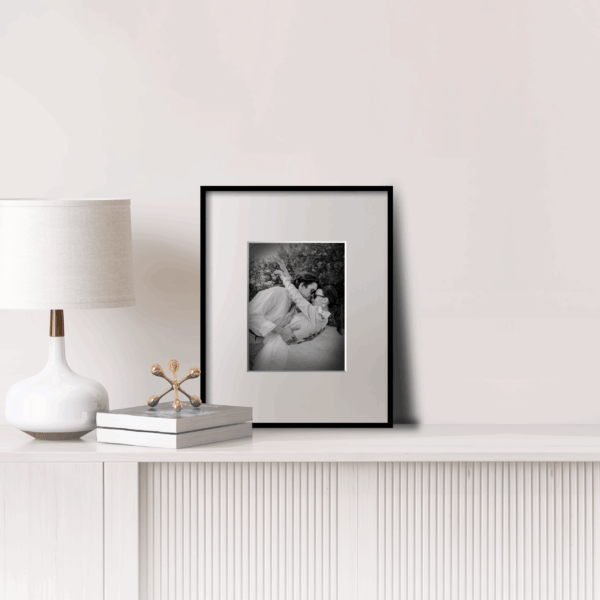 IONNYK_Studio Prestige experience IONNYK Le premier cadre d’art connecté qui révolutionne le monde du design et de l’art photographique.